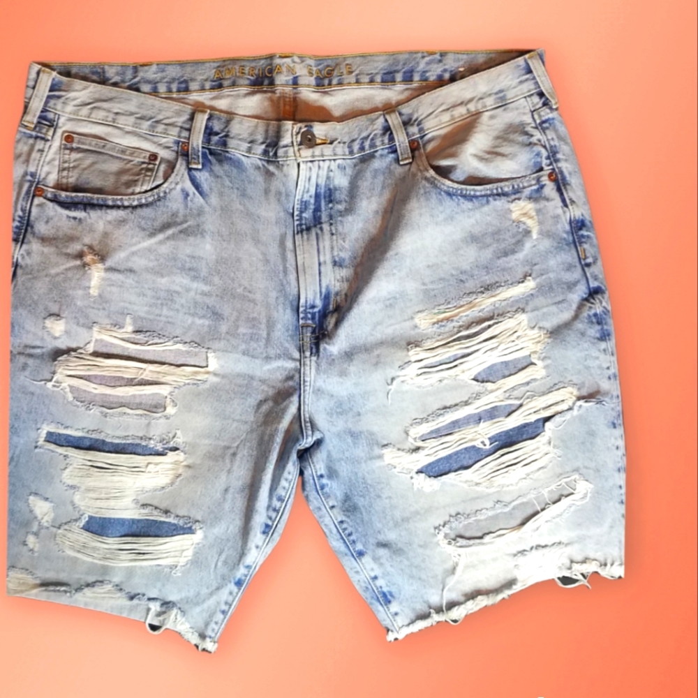 🔴🔴SOLD🔴🔴American Eagle Men's cut off denim shorts